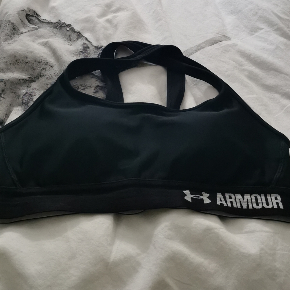 under armor sportsbra